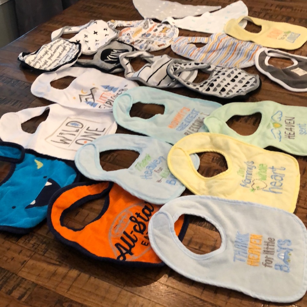 Baby bibs! No stains! Most not used!